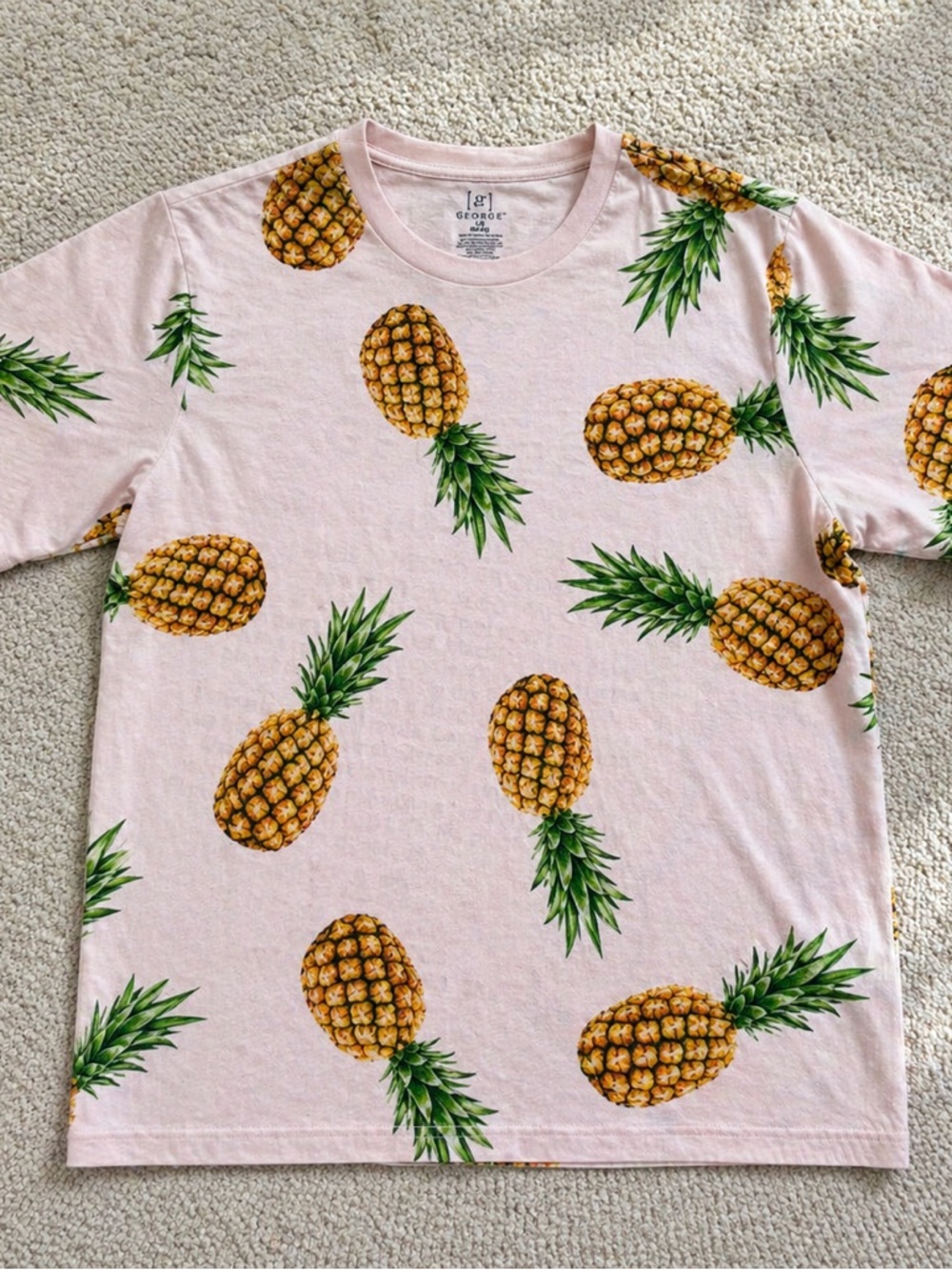 4/$20 George Pineapple Graphic Tee Pink L Tropical Beachy Y2K Casual